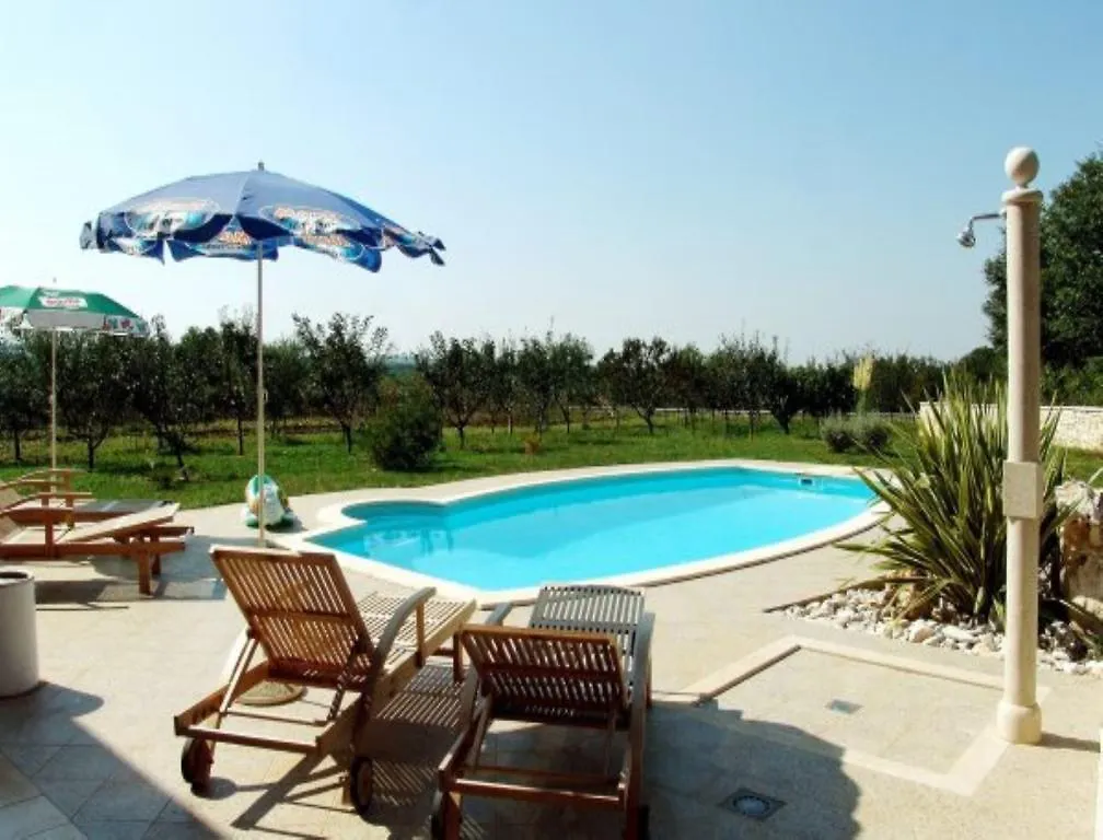 Apartment Villa Brig Tinjan