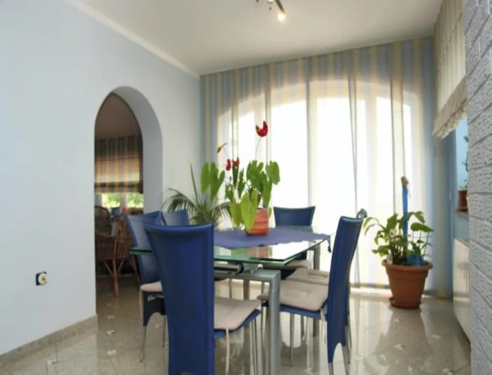 Apartment Villa Brig Tinjan