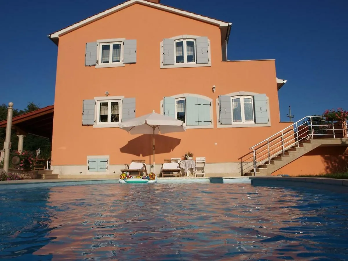 Apartment Villa Brig Tinjan
