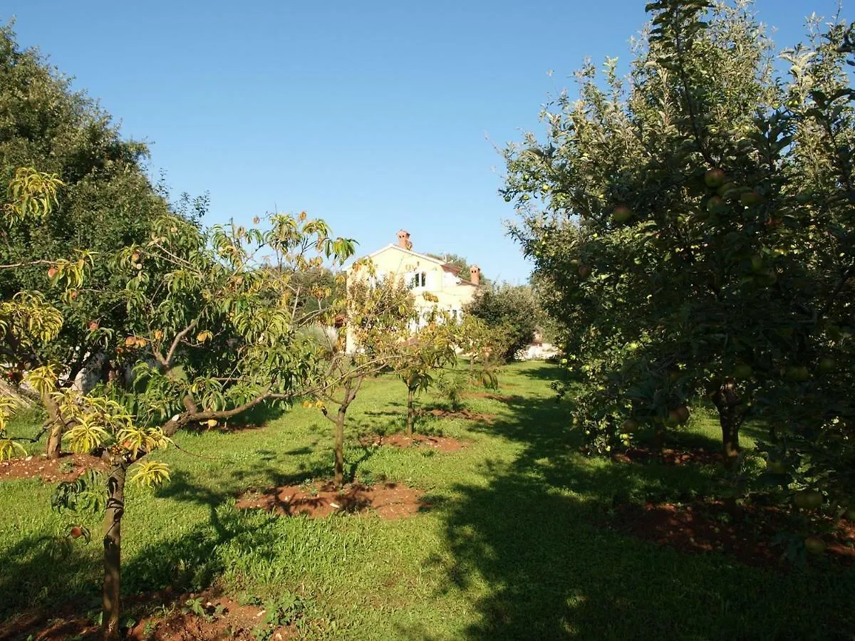 Apartment Villa Brig Tinjan