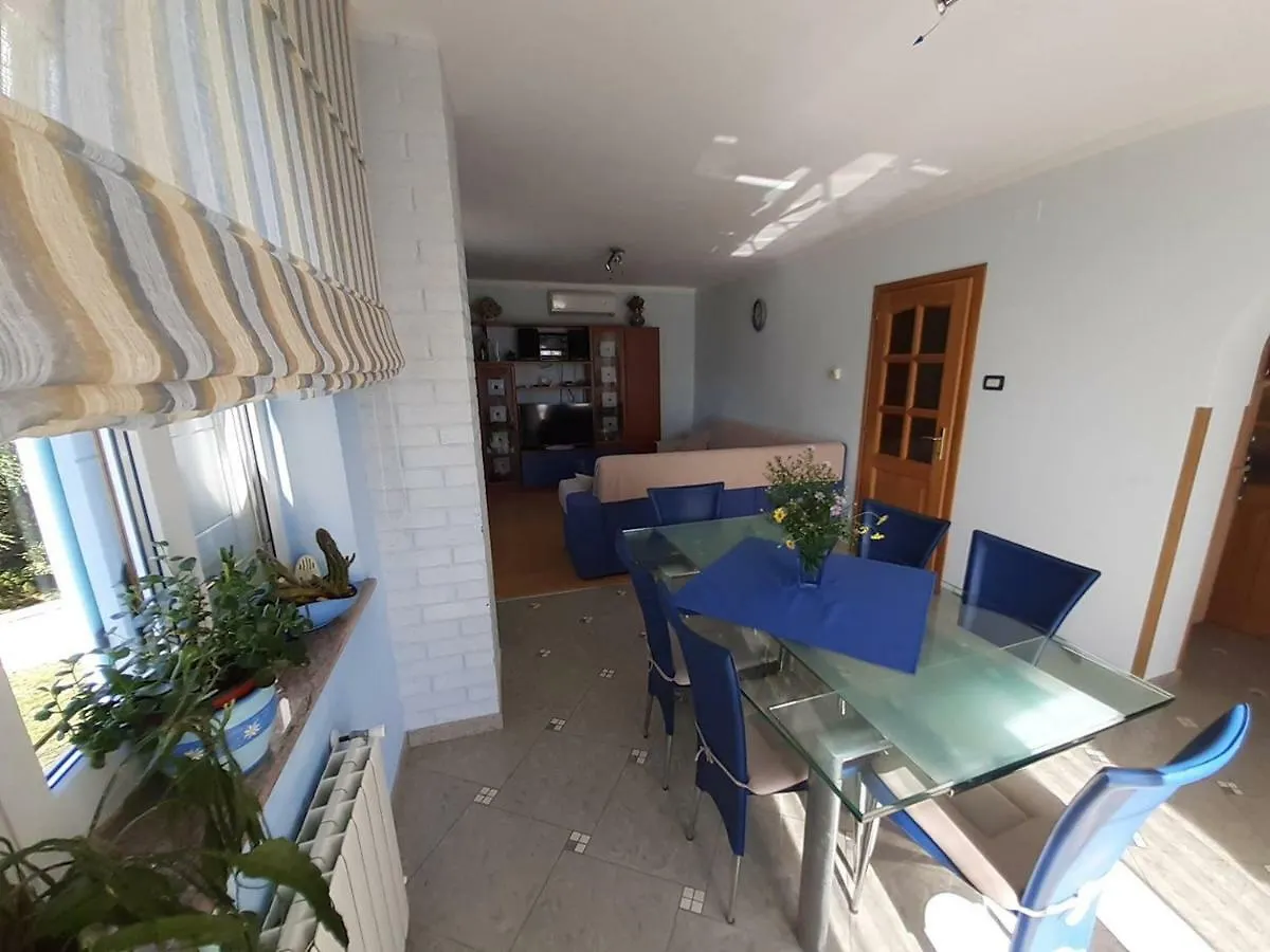 Apartment Villa Brig Tinjan