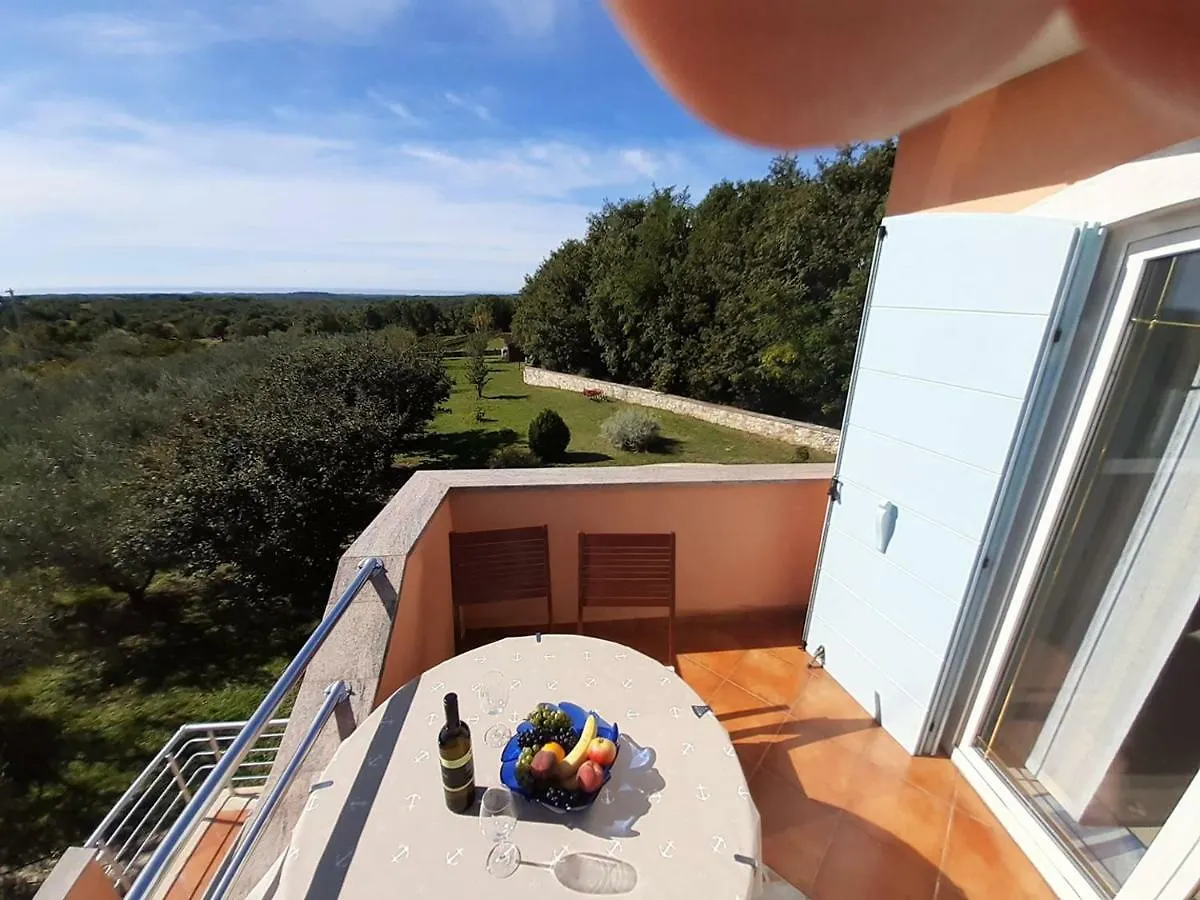 Apartment Villa Brig Tinjan