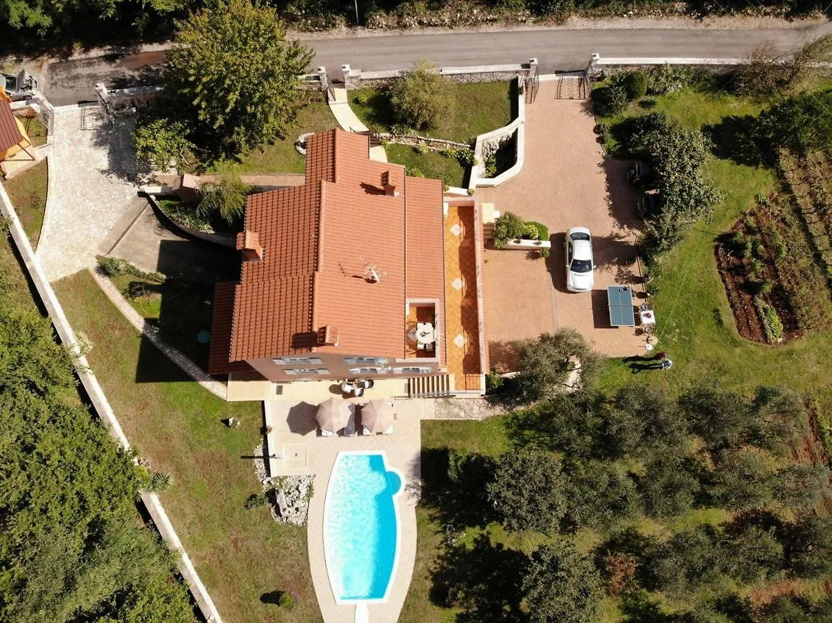 Apartment Villa Brig Tinjan 0*,