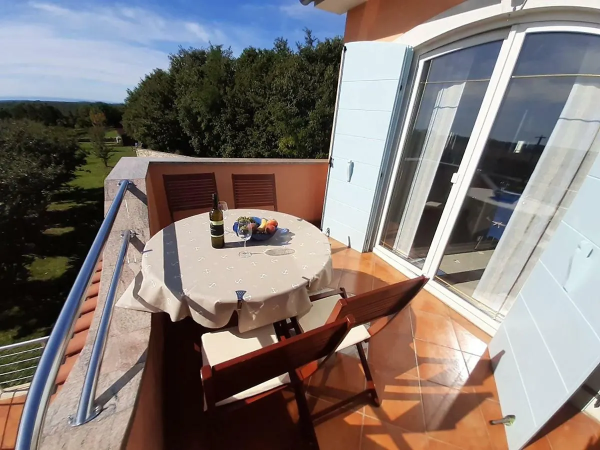 Apartment Villa Brig Tinjan