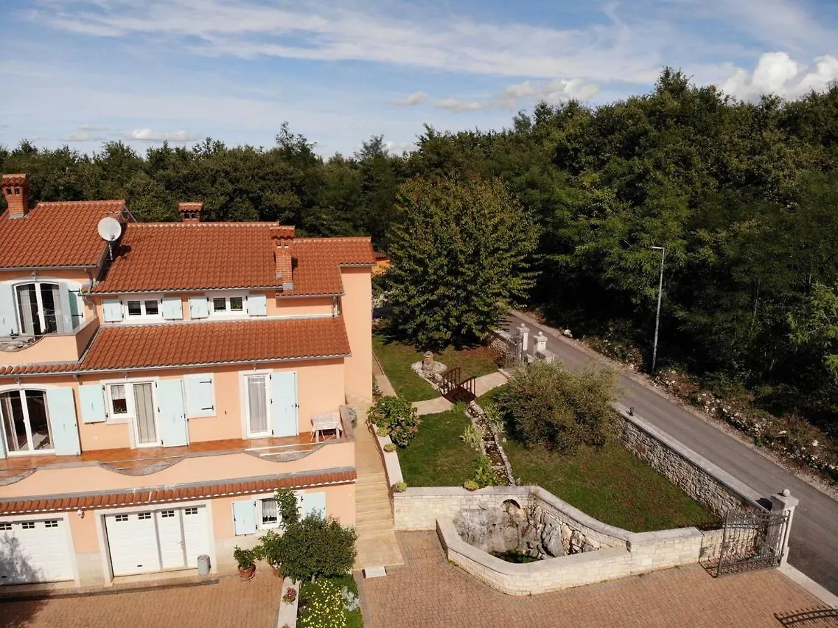 Apartment Villa Brig Tinjan
